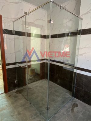 Cabin phòng tắm gia đình anh Vinh-KCN Tiên Sơn